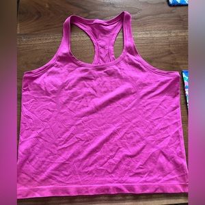 EUC Lululemon Swiftly Tech Racerback Tank Top 2.0 Race Length in Pow Pink